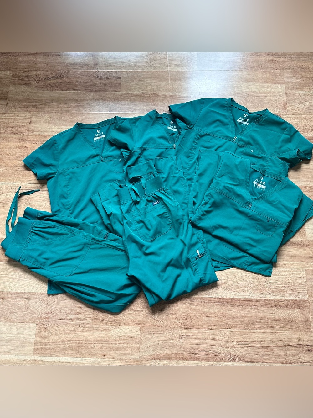 Adar Hunter Green Small Womens Scrub Tops and Pants